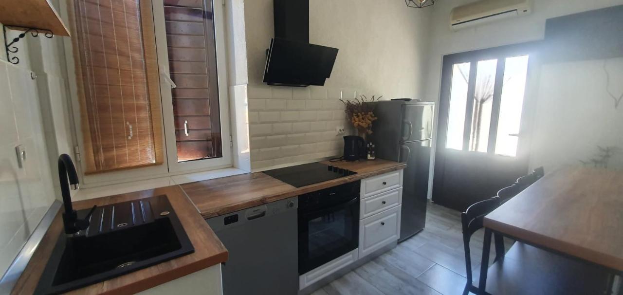 Apartments Kut Βις Εξωτερικό φωτογραφία