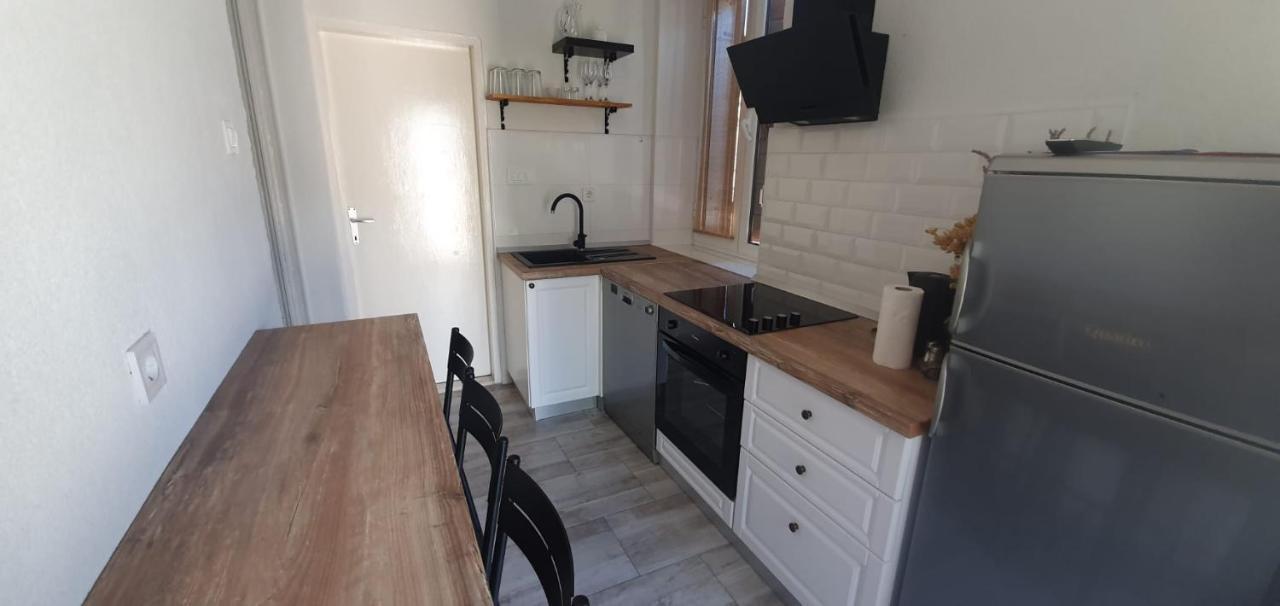 Apartments Kut Βις Εξωτερικό φωτογραφία