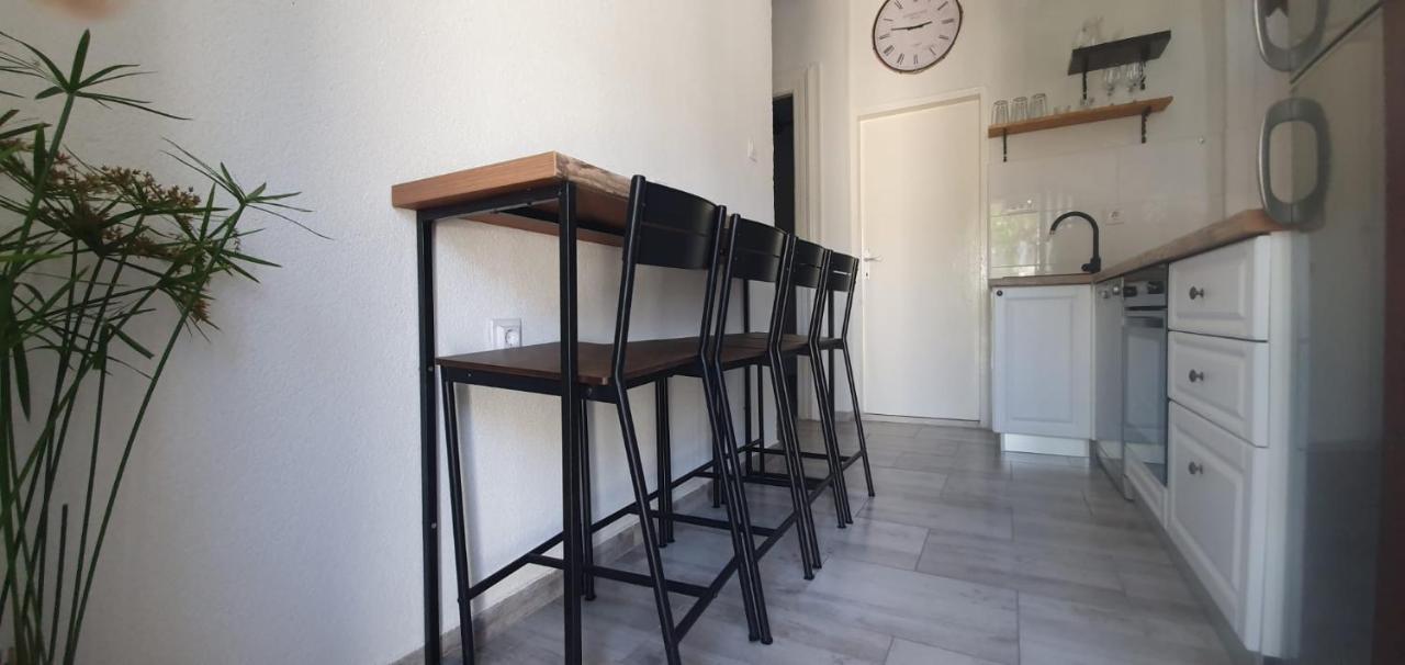 Apartments Kut Βις Εξωτερικό φωτογραφία